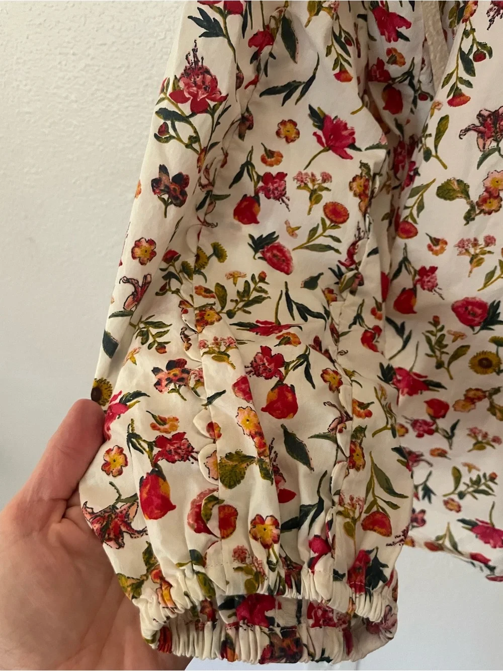 J. Crew Blouse Tie Neck Scalloped Trim Botanical Floral Print Long Sleeve Size M